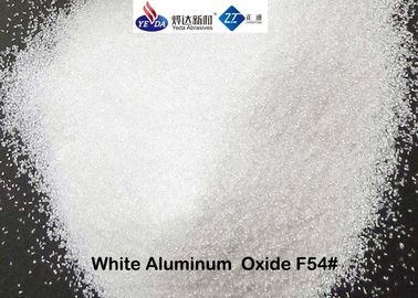 Υψηλή αγνότητα 99,2% άσπρη λιωμένη αλουμίνα μέσων ανατίναξης οξειδίων αλουμινίου για την προεπεξεργασία