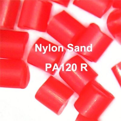 Κόκκινα άσπρα πλαστικά μέσα άμμου πολυαμιδίων PA30 νάυλον που ανατινάζουν Deburring PA30 PA40 PA20